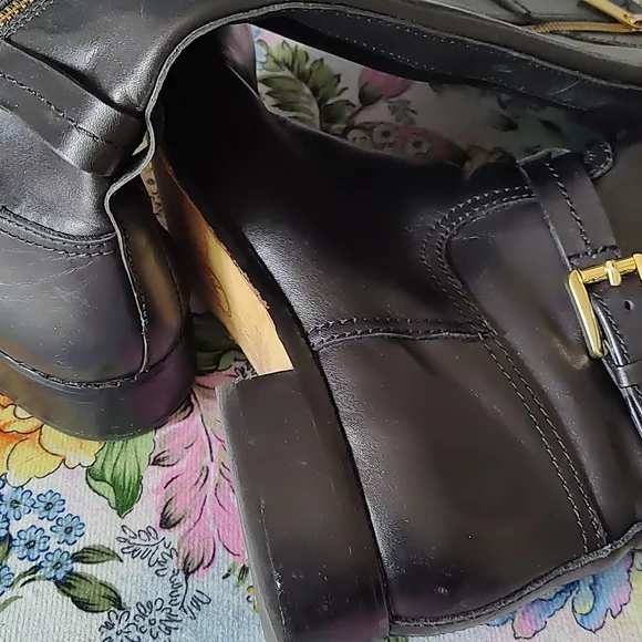 Boot - Picture 6 of 6